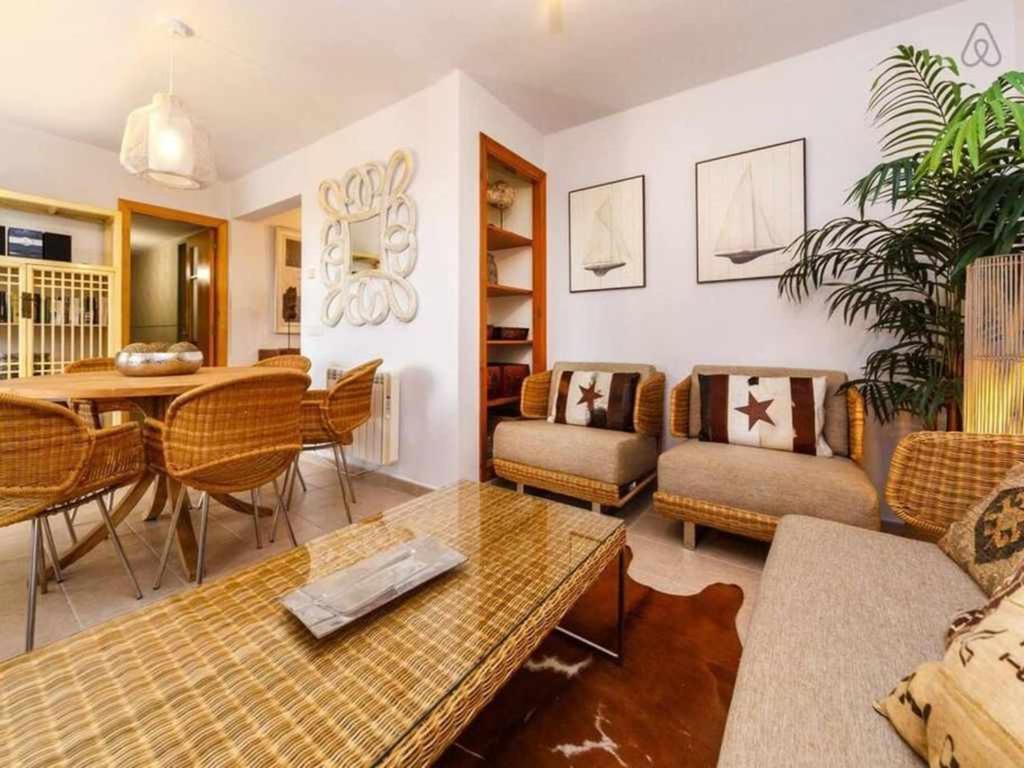 Villa Jarama Elegante Chalet Cerca De La Playa بينيبيكا المظهر الخارجي الصورة